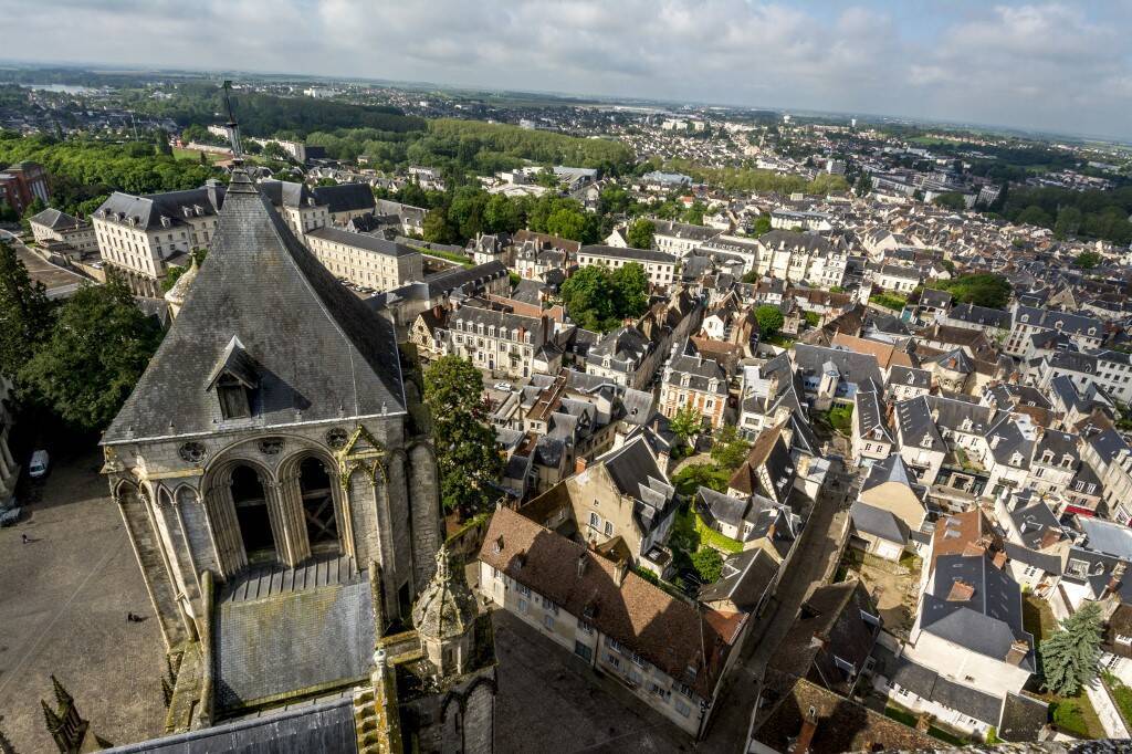 Bourges completes list of European Capitals of Culture for 2028