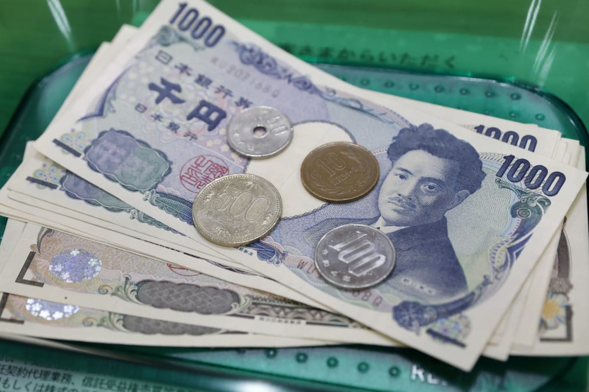 Japan's yen jumps against the dollar on suspected intervention