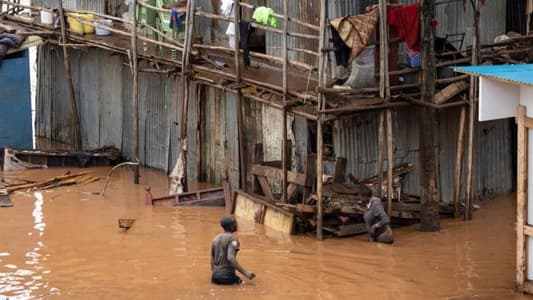 Kenya dam bursts, killing at least 42