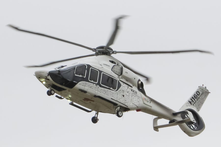 One killed, 12 injured in Afghan air force helicopter crash