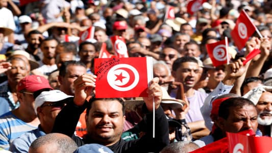 Tunisia extends the detention of two journalists