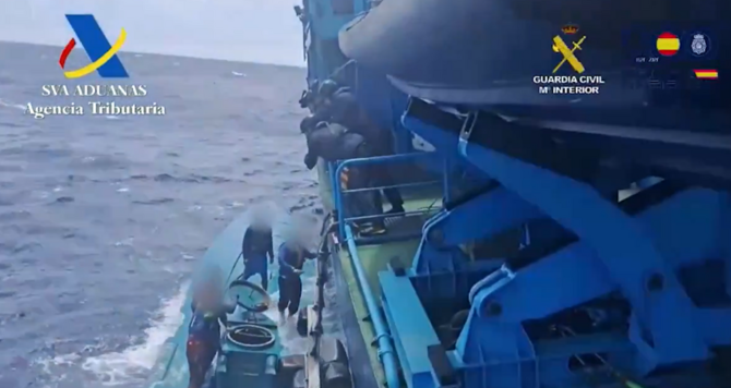 Spain arrests four Colombians rescued from submarine suspected of transporting drugs