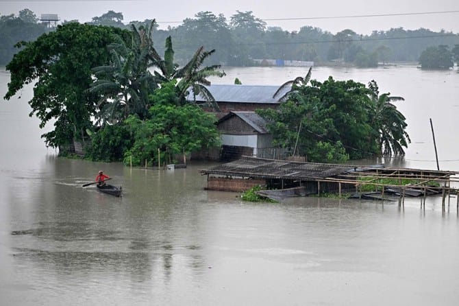 Monsoon storms batter India with floods and lightning strikes