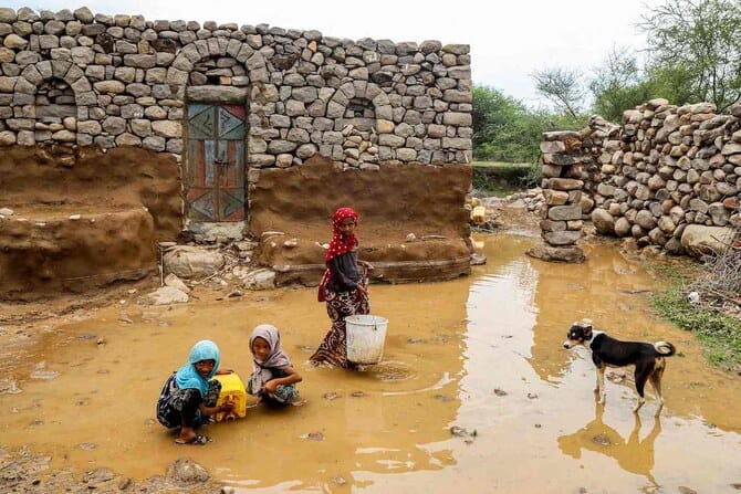Landslides, heavy rain in Yemen’s central highland kill 33