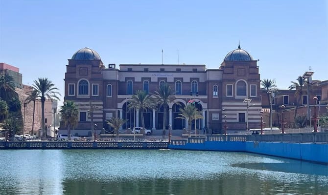 Libya’s factions progress in central bank crisis talks, says UN Libya mission