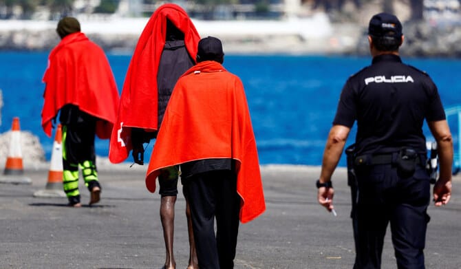France, Italy launch project to exchange migrant trafficking information