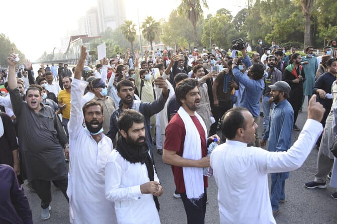 Pakistan capital at standstill as Imran Khan’s supporters protest