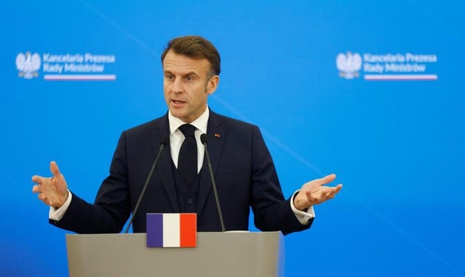 Macron expected to name new French PM after deadlock