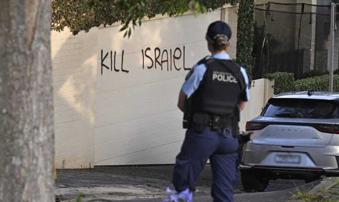 Australia probes possible foreign funding behind anti-Semitic attacks