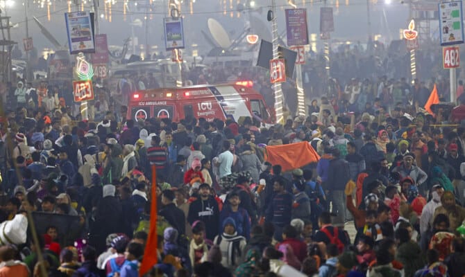 15 dead in India after stampede at Hindu mega-festival