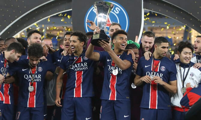 Dembélé scores last-gasp winner as PSG wins Champions Trophy