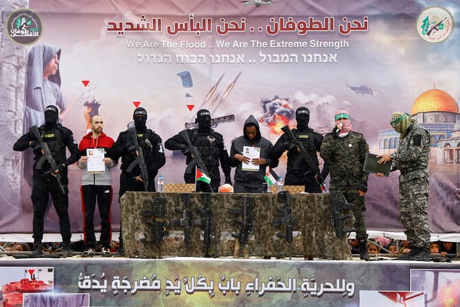 Hamas frees 2 Israeli hostages in latest transfer under truce