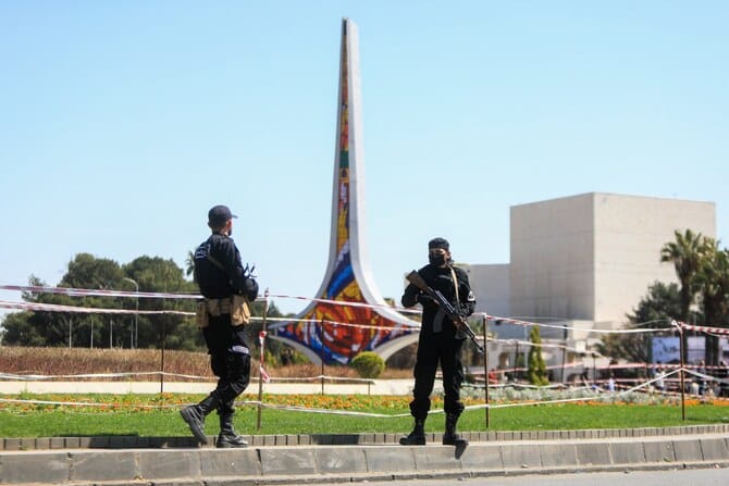 Lebanese defense minister to visit Syria: official