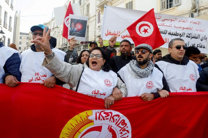 Tunisia quits African Union rights court