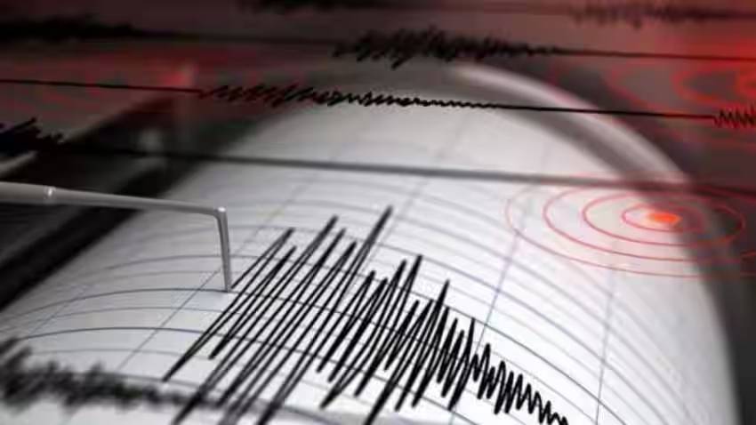Earthquake measuring 6.2 shakes Istanbul, injures more than 150 people