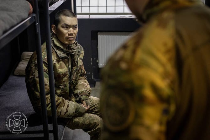 Chinese nationals fighting for Russia in Ukraine are mercenaries, US officials say