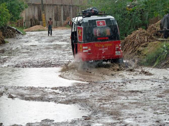 Nearly 100 killed after heavy rain in India, Nepal