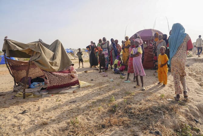 Neighbours improvise first aid for wounded in besieged Sudan city