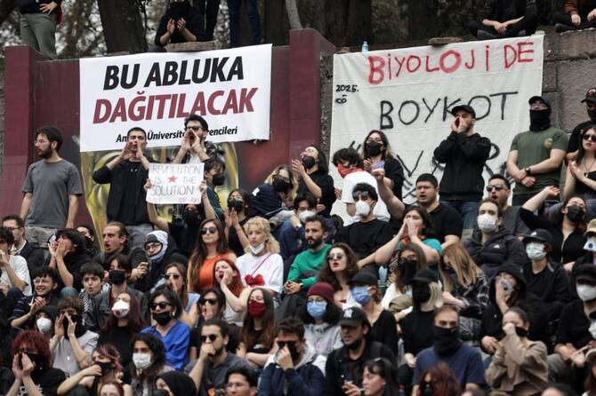 Young Turks drive protests against Erdogan as new generation seeks change