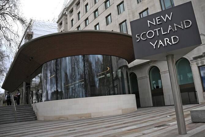 Six Bulgarians face long UK jail terms for spying for Russia