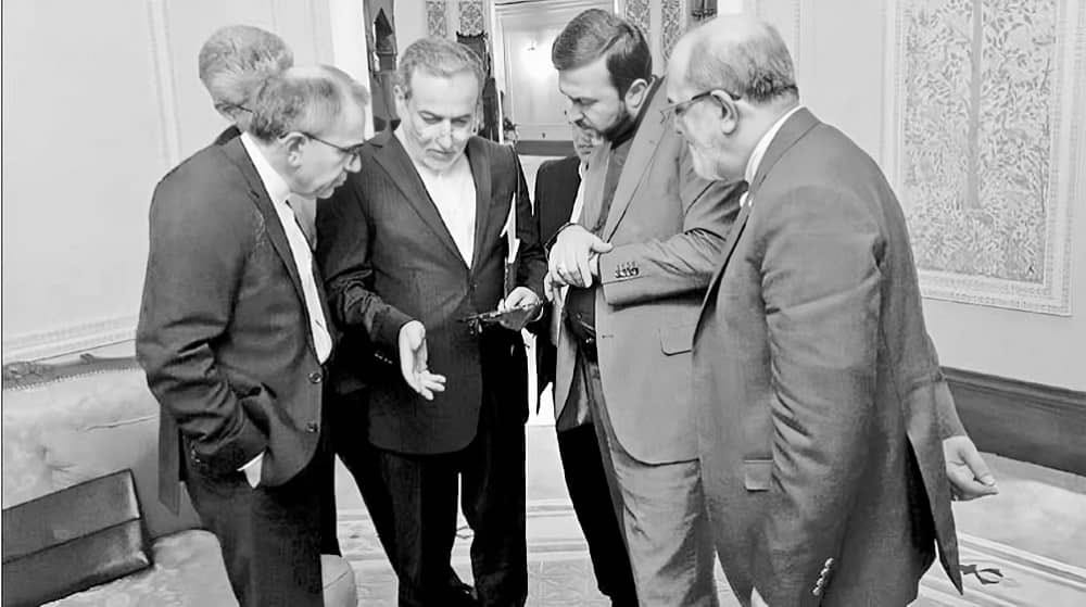 Tehran Signals Deep Anxiety as Nuclear Talks Advance and Oversight Tightens