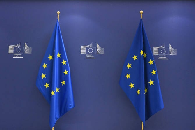 France, EU leaders spearhead effort to lure US scientists