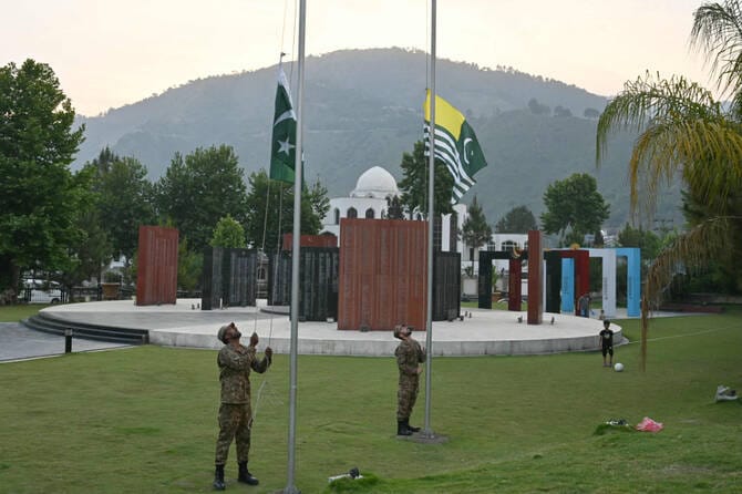 Indian FM says Kashmir attackers ‘must face justice’