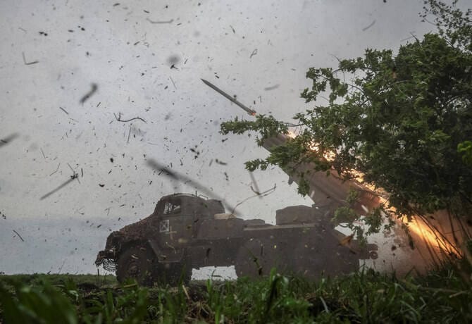 Russian missile attack kills five in Ukraine’s southeast