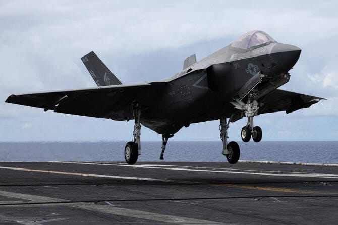 Pentagon slashes in half its request for Air Force F-35s – media report
