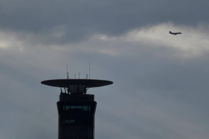 Ryanair cancels 170 flights due to French air traffic controllers strikes