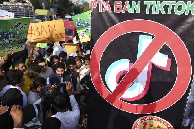 Pakistani father kills daughter over TikTok account: police