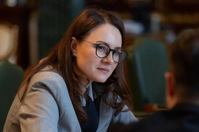 Ukraine’s new prime minister seeks new IMF funding, aid from US