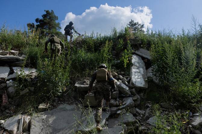 State Department approves $322 million in proposed weapons sales to Ukraine