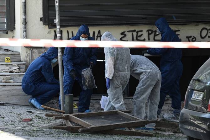 Anti-terror police probing Greek building explosion