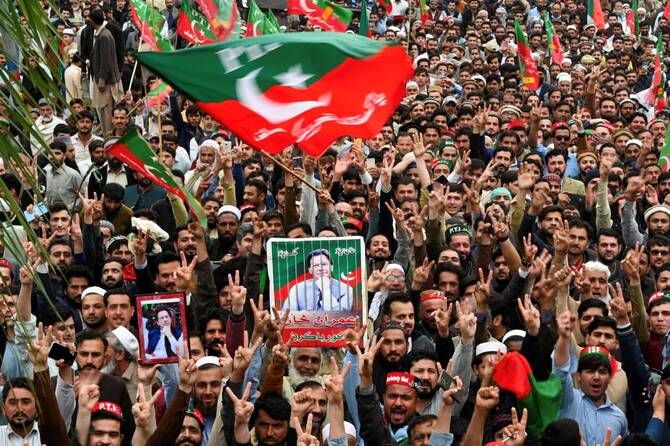 Pakistan opposition leader given 10 years for Imran Khan protests
