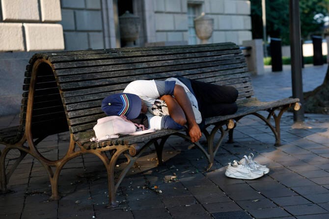 Democrats and advocates criticize Trump’s executive order on homelessness