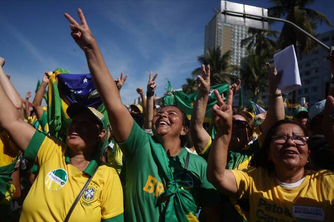 Brazilian judge places ex-president Bolsonaro under house arrest