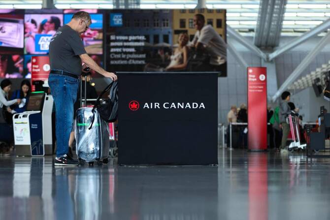 Air Canada flight attendants go on strike, shutting down service