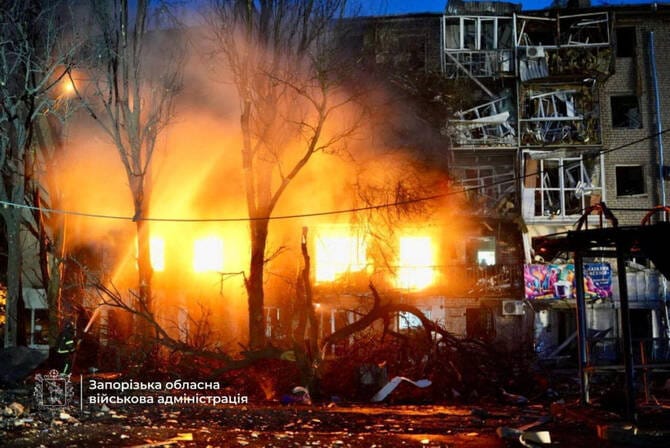 One dead after ‘massive’ Russian attack in Ukraine