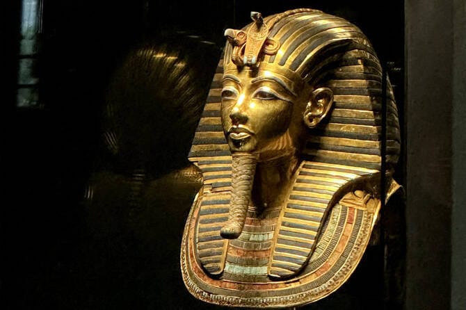 Egypt sets opening of $1 bn Pyramids museum for Nov 1