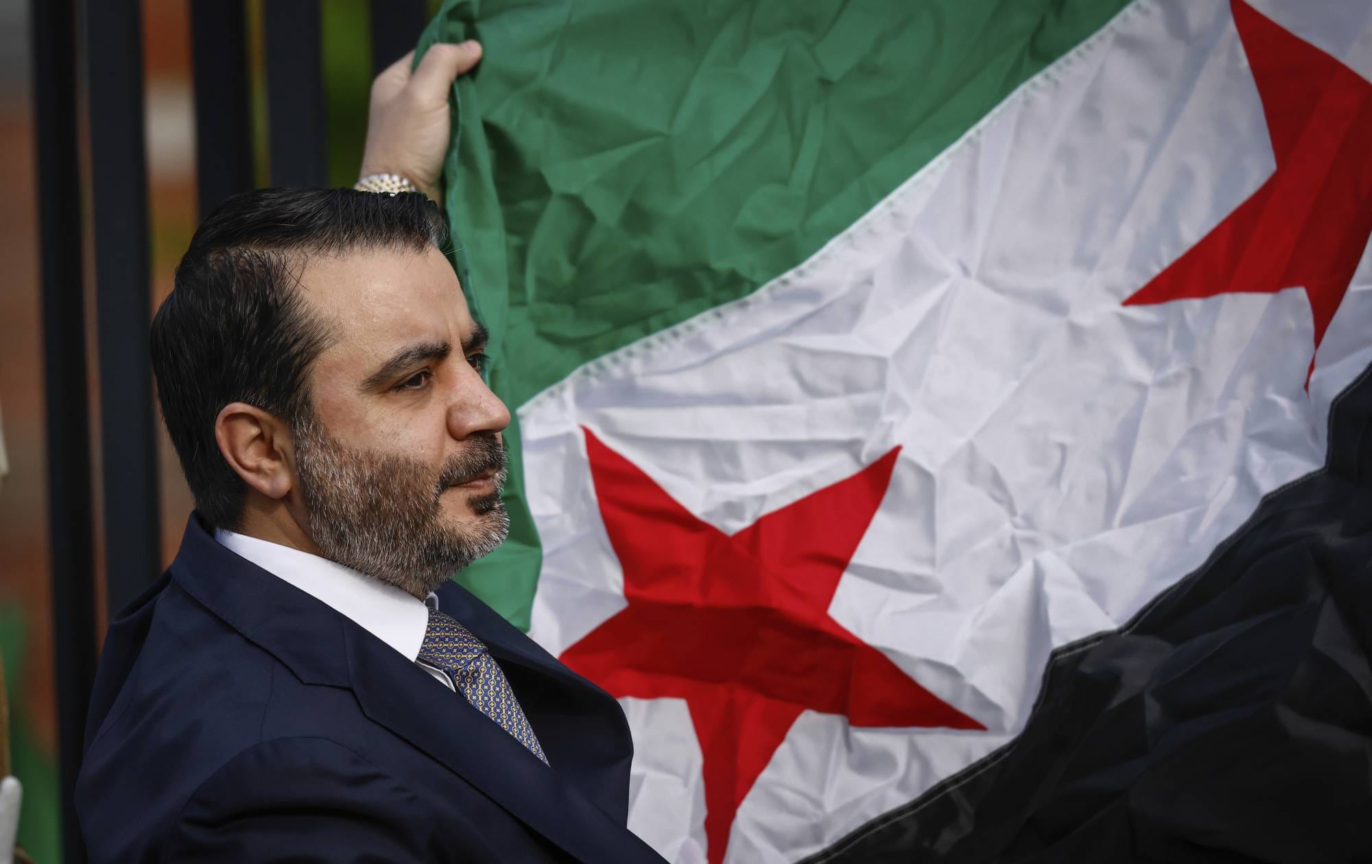 Syria’s top diplomat meets Israeli delegation in Paris
