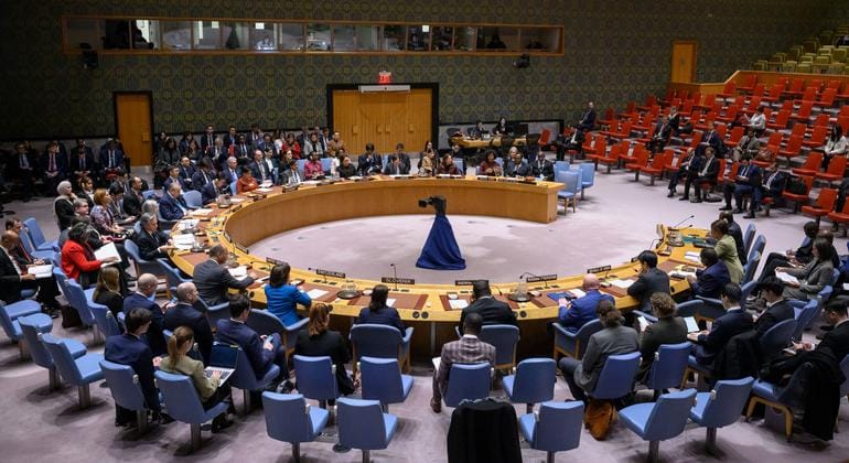 UN Security Council votes to reimpose Iran nuclear sanctions