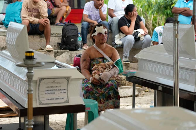 Philippines ends quake rescue efforts, priority now on helping the 20,000 displaced