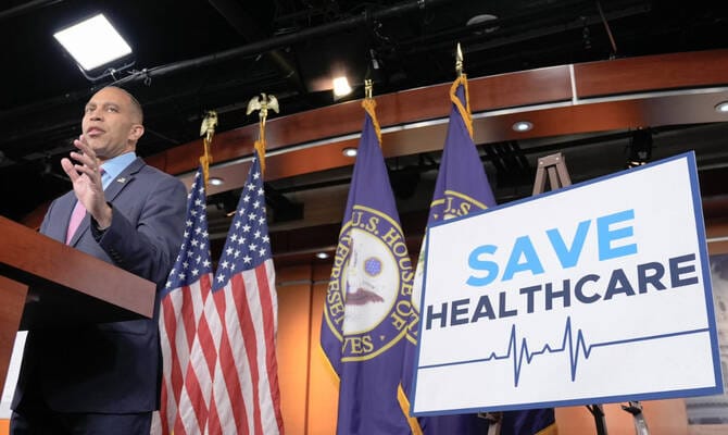 Government shutdown enters fifth day as Democrats and Republicans remain at an impasse