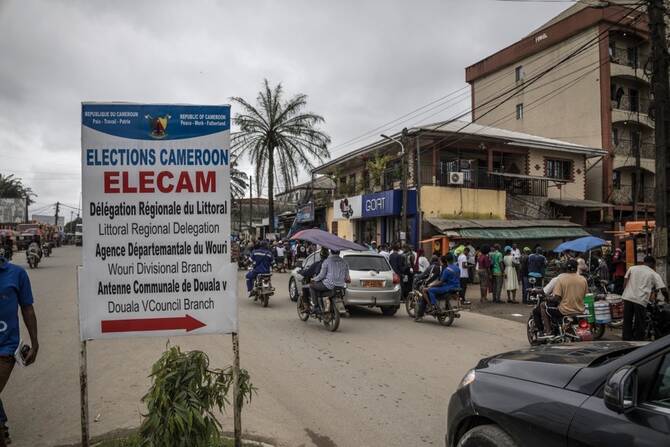11 candidates vie to unseat president in Cameroon election
