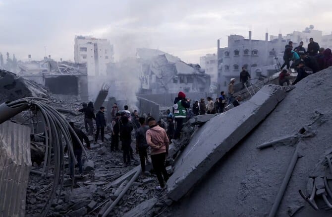 Gaza ceasefire outlook darkens as Israel delays aid and Hamas tightens grip