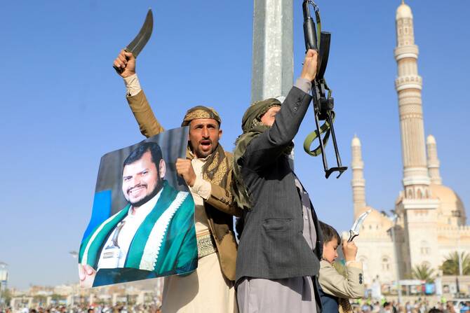 UN staff member detained after Houthis raided offices in Sanaa, UN spokesperson says