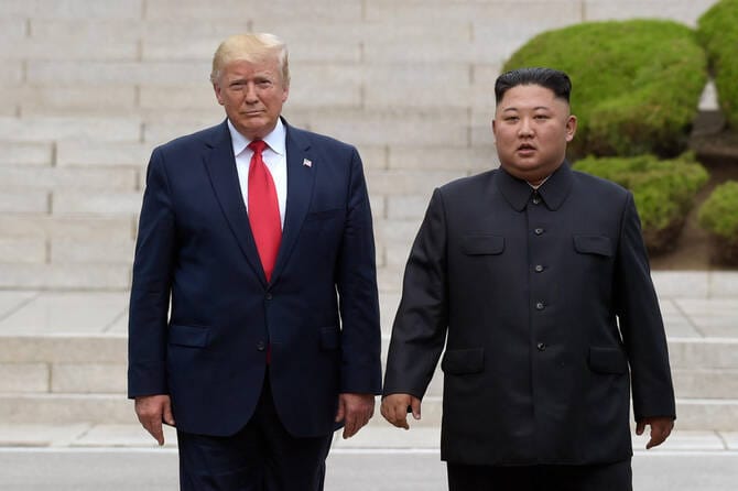 Trump heads to Asia for Xi talks, eyes Kim meeting