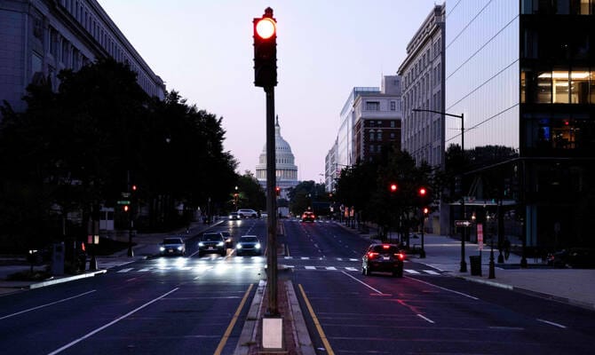US government shutdown enters second week, no end in sight