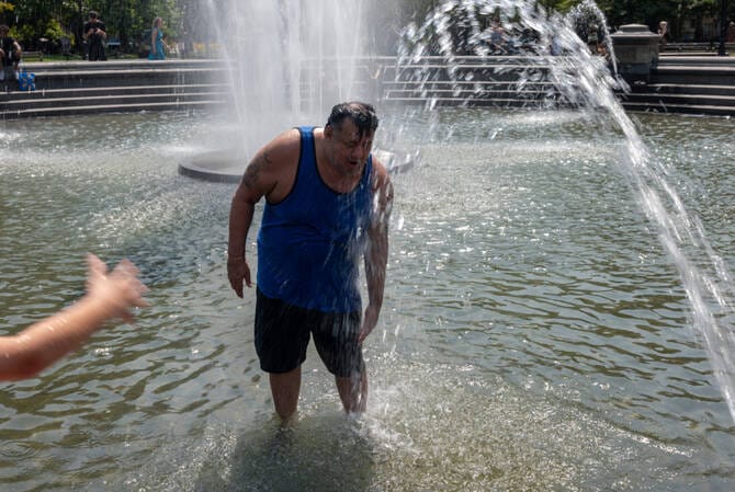 UN says 2025 to be among top three warmest years on record